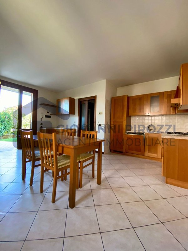 appartamento in affitto a Curtatone