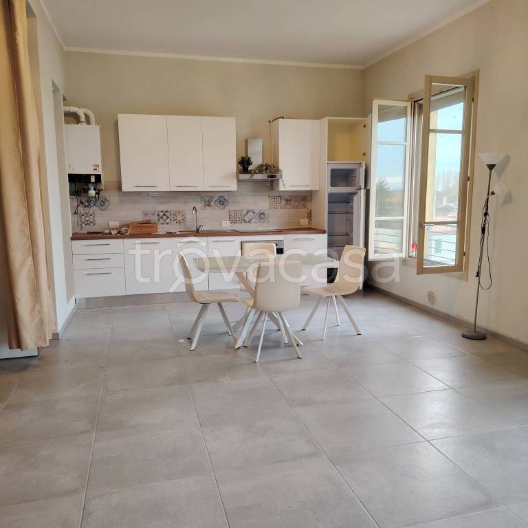 appartamento in affitto a Curtatone