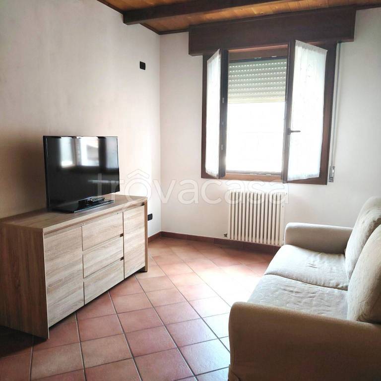 appartamento in affitto a Curtatone
