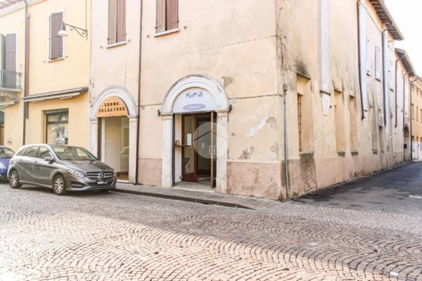 ufficio in affitto a Goito