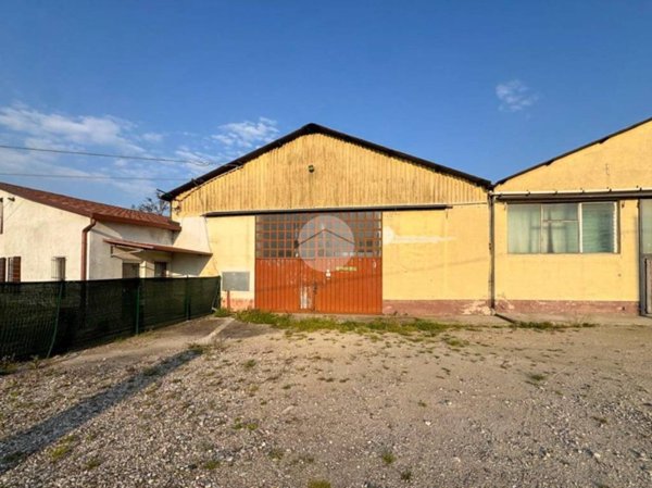 appartamento in affitto a Goito