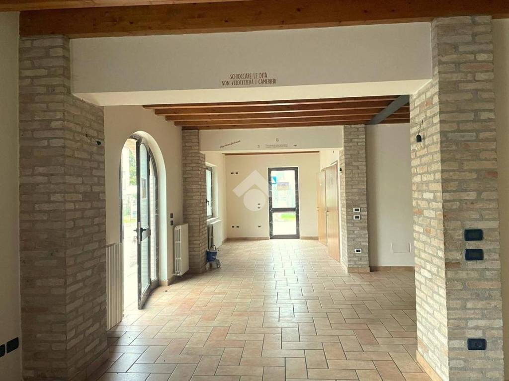 negozio in affitto a Guidizzolo in zona Birbesi