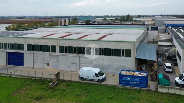 capannone in affitto a Guidizzolo