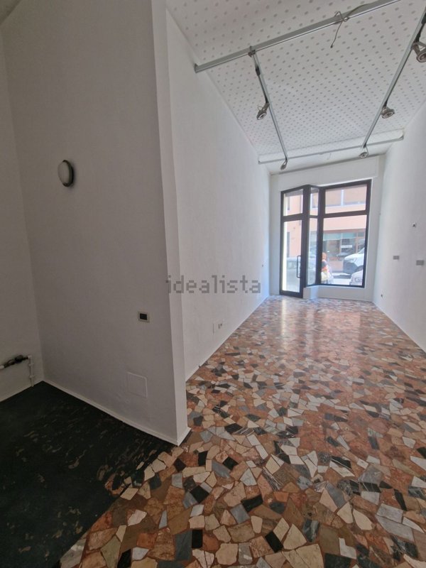negozio in affitto a Mantova in zona Centro Storico