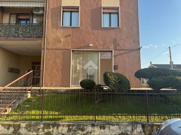 appartamento in affitto a Mantova in zona Gambarana