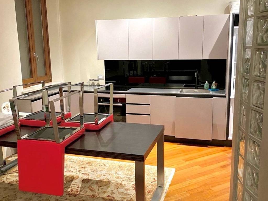 appartamento in affitto a Mantova in zona Corso Vittorio Emanuele II