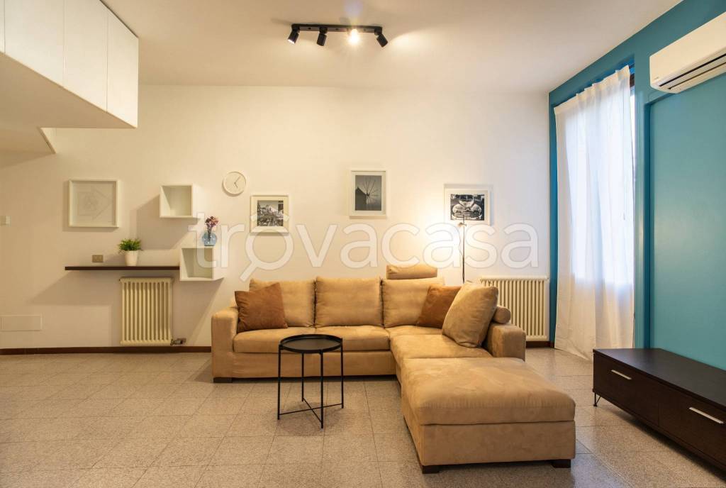 appartamento in affitto a Mantova in zona Centro Storico
