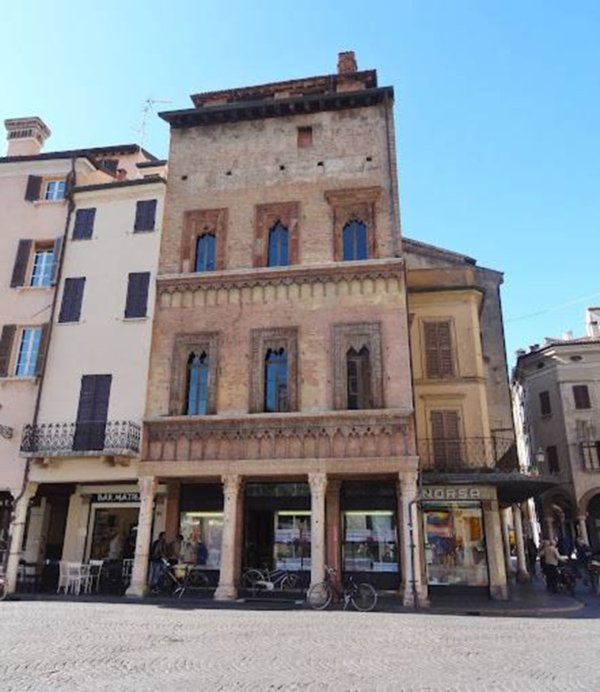 appartamento in affitto a Mantova in zona Centro Storico