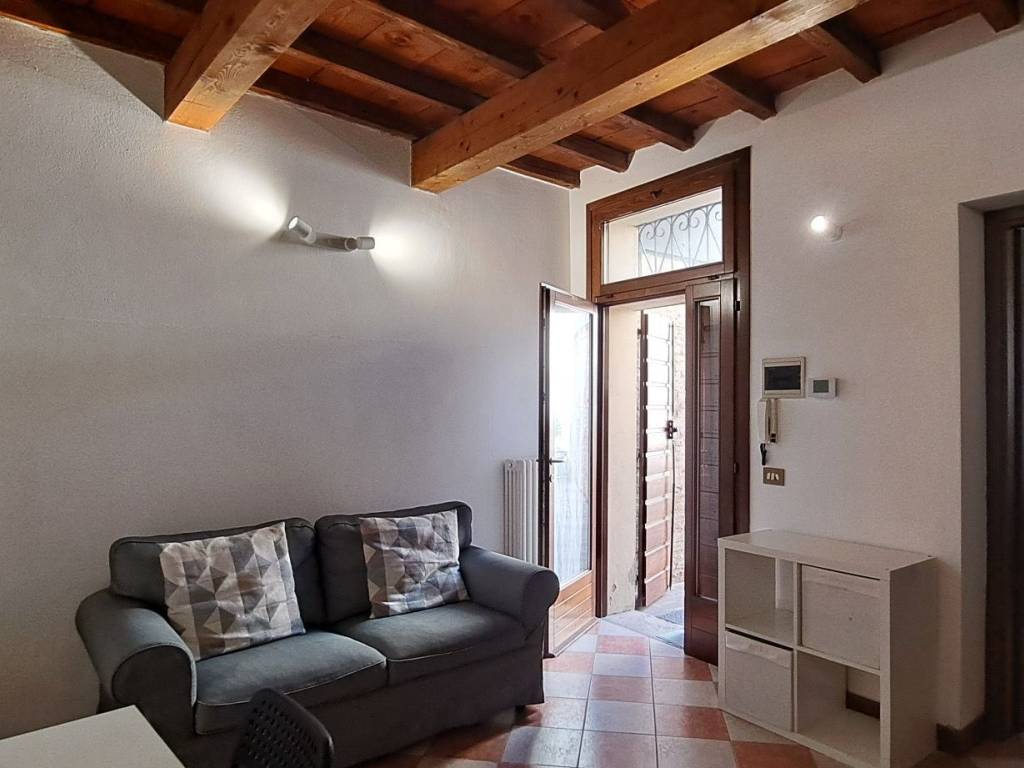 appartamento in affitto a Mantova in zona Centro Storico