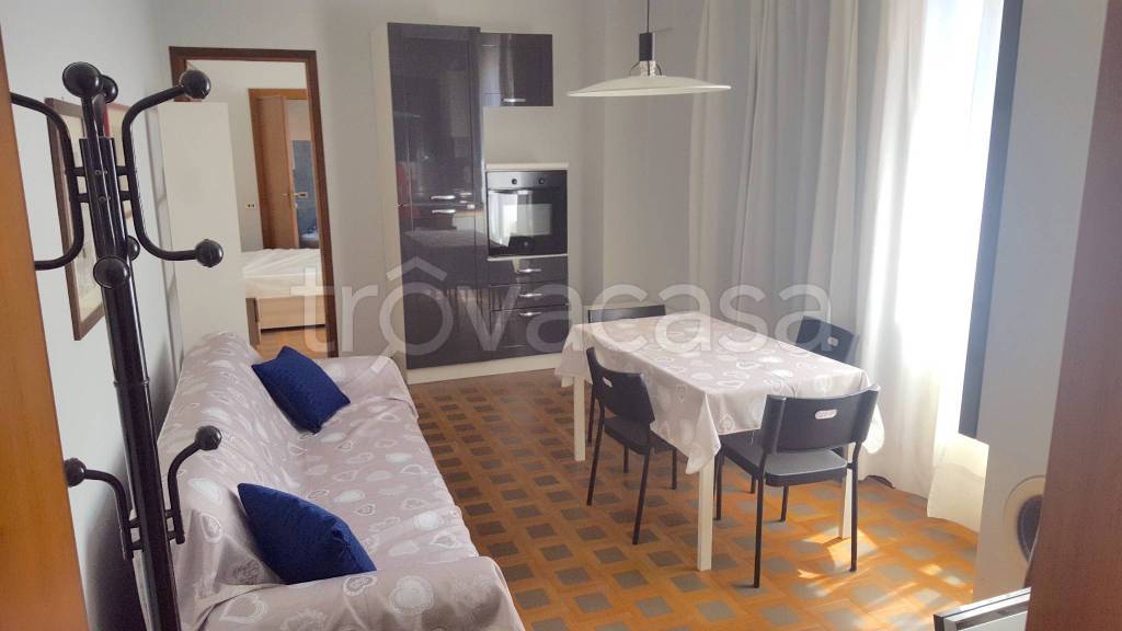 appartamento in affitto a Mantova in zona Corso Vittorio Emanuele II
