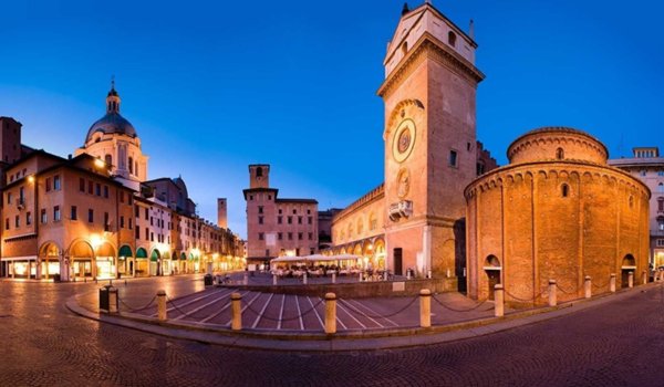 negozio in affitto a Mantova in zona Centro Storico