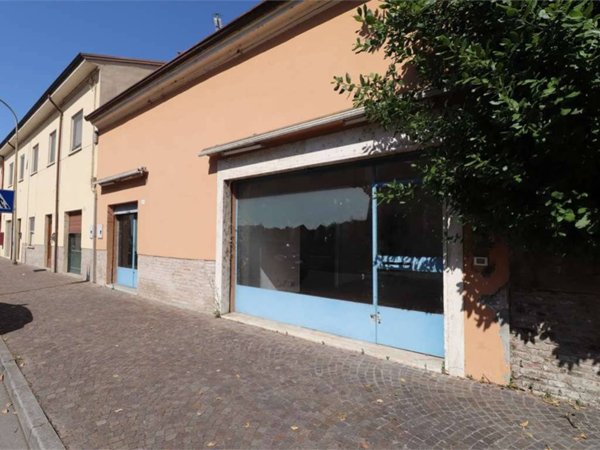 ufficio in affitto a Mantova in zona Castelnuovo