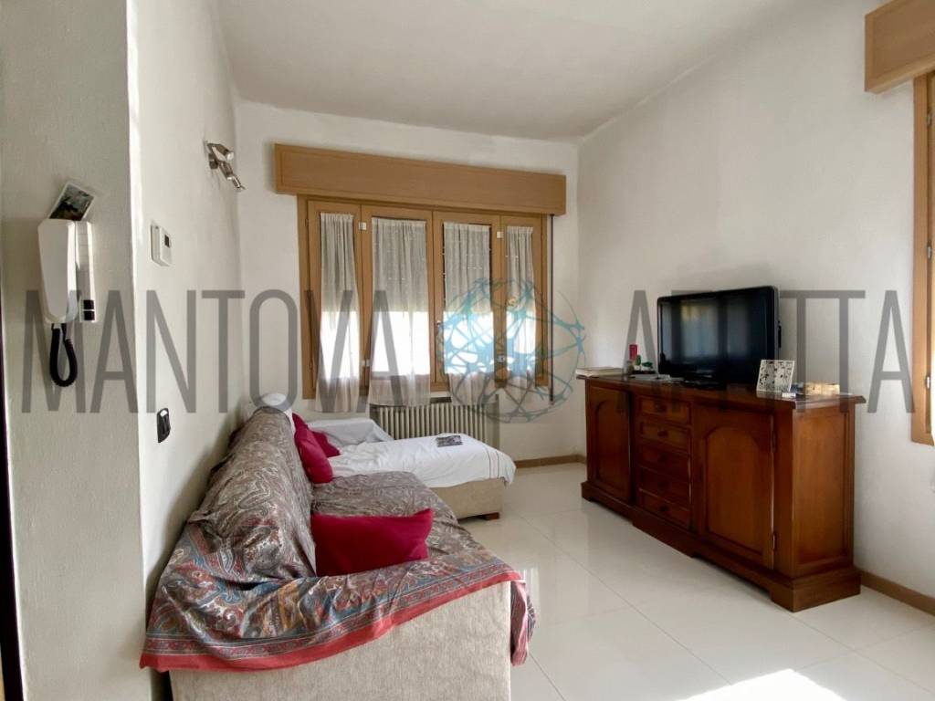 appartamento in affitto a Mantova in zona Valletta Valsecchi