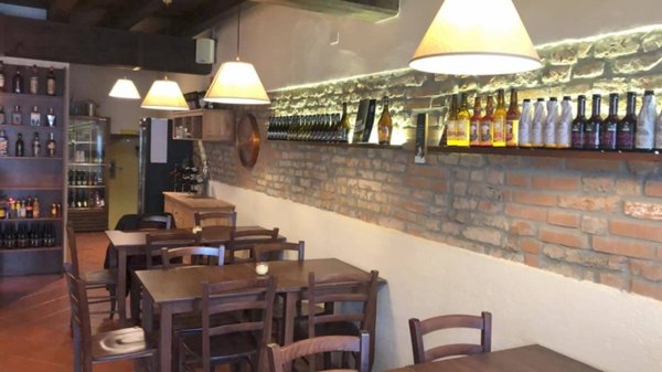 negozio in affitto a Mantova