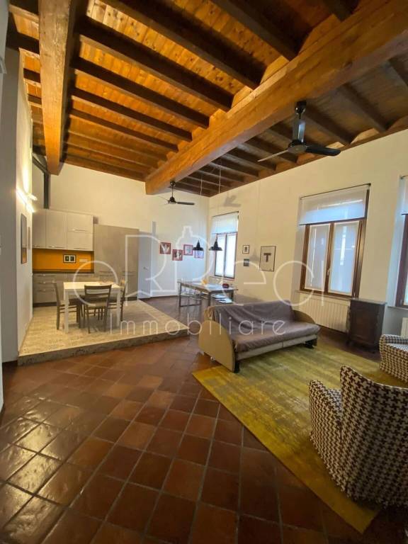 appartamento in affitto a Mantova