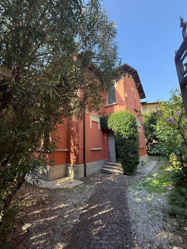 casa indipendente in affitto a Mantova