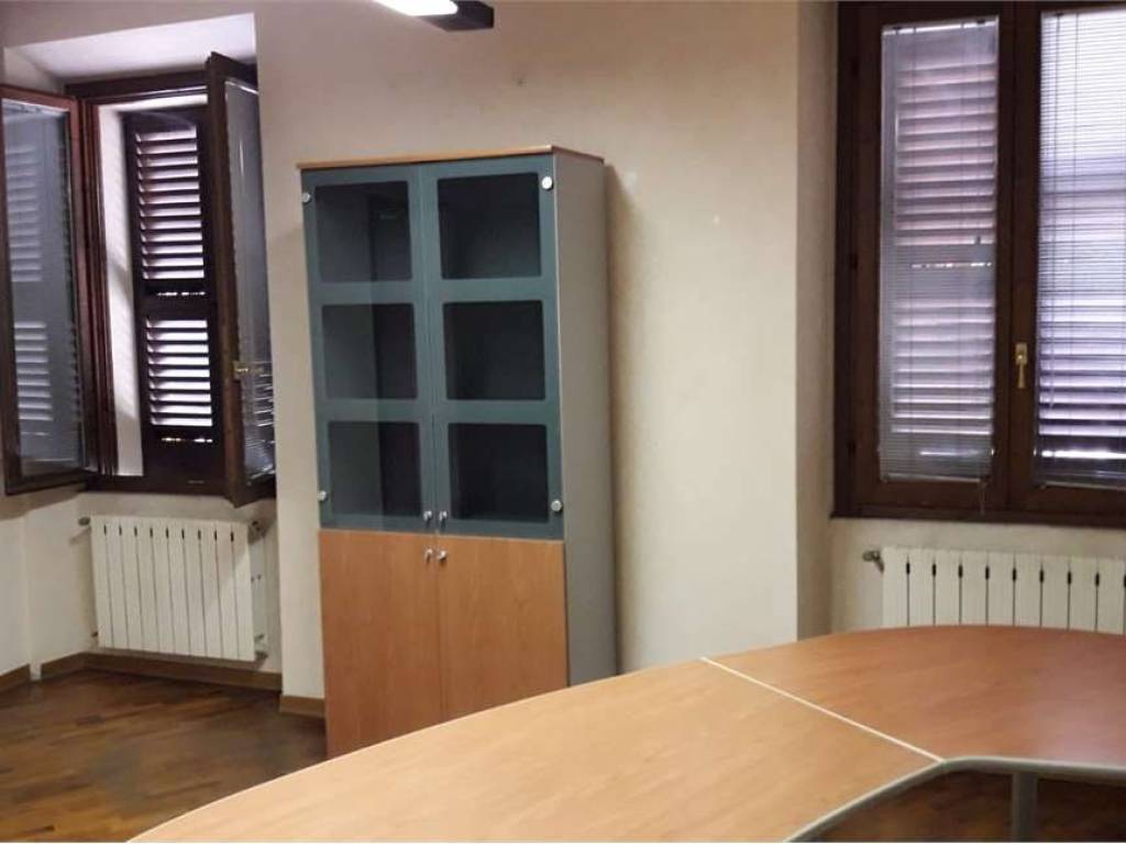ufficio in affitto a Mantova in zona Corso Vittorio Emanuele II