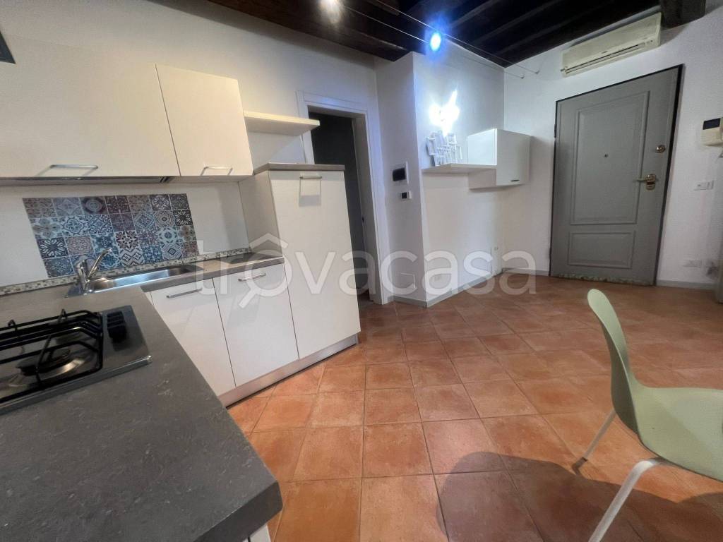 appartamento in affitto a Mantova in zona Centro Storico