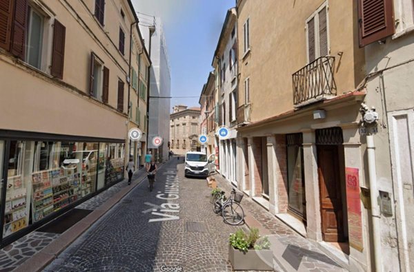 negozio in affitto a Mantova in zona Centro Storico