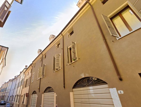 casa indipendente in affitto a Mantova