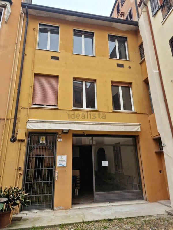 casa indipendente in affitto a Mantova in zona Centro Storico