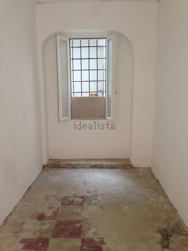 locale di sgombero in affitto a Mantova