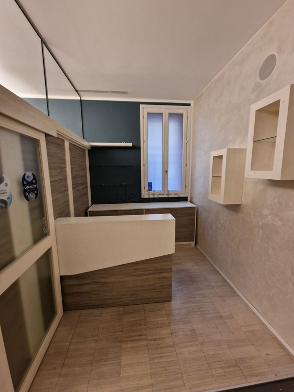 locale commerciale in affitto a Mantova in zona Centro Storico