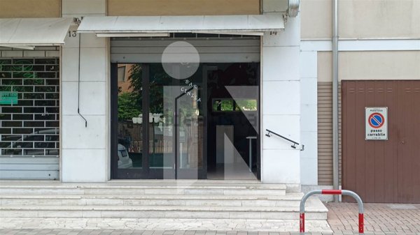 locale commerciale in affitto a Mantova in zona Valletta Paiolo