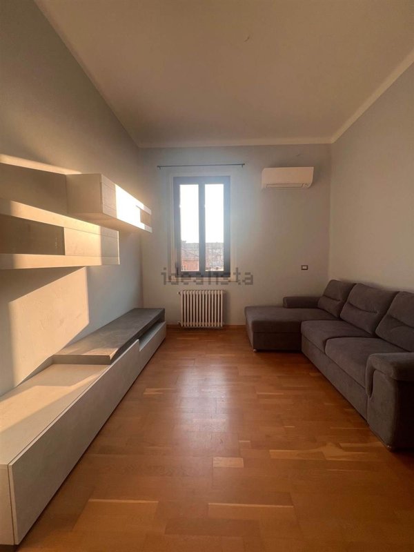 appartamento in affitto a Mantova in zona Centro Storico