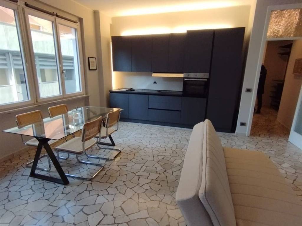 appartamento in affitto a Mantova in zona Corso Vittorio Emanuele II