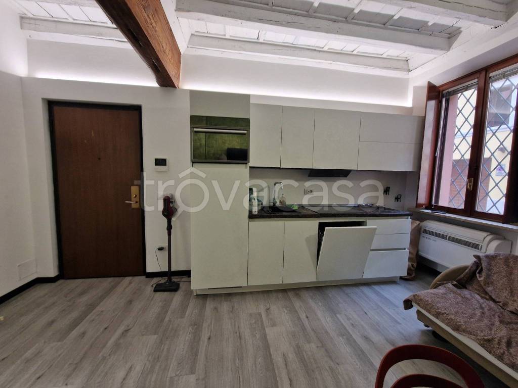 appartamento in affitto a Mantova in zona Centro Storico