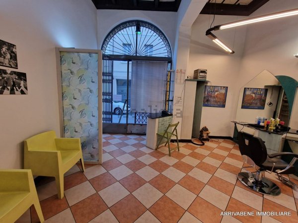 locale commerciale in affitto a Mantova