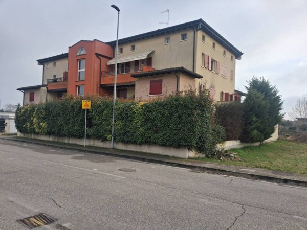 appartamento in affitto a Mantova in zona Strada Dosso del Corso