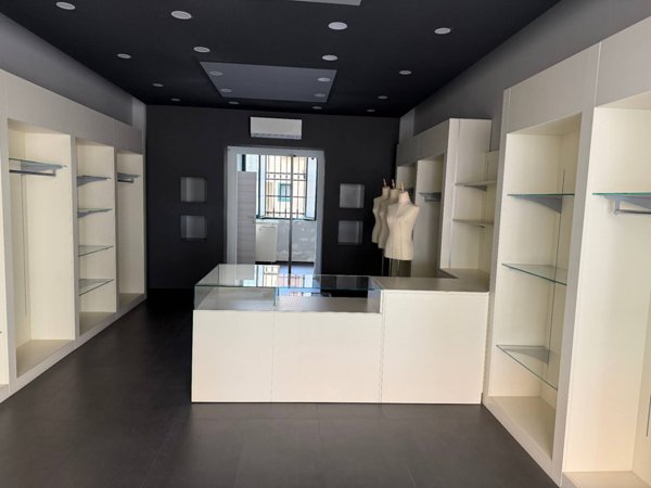 locale commerciale in affitto a Mantova in zona Centro Storico