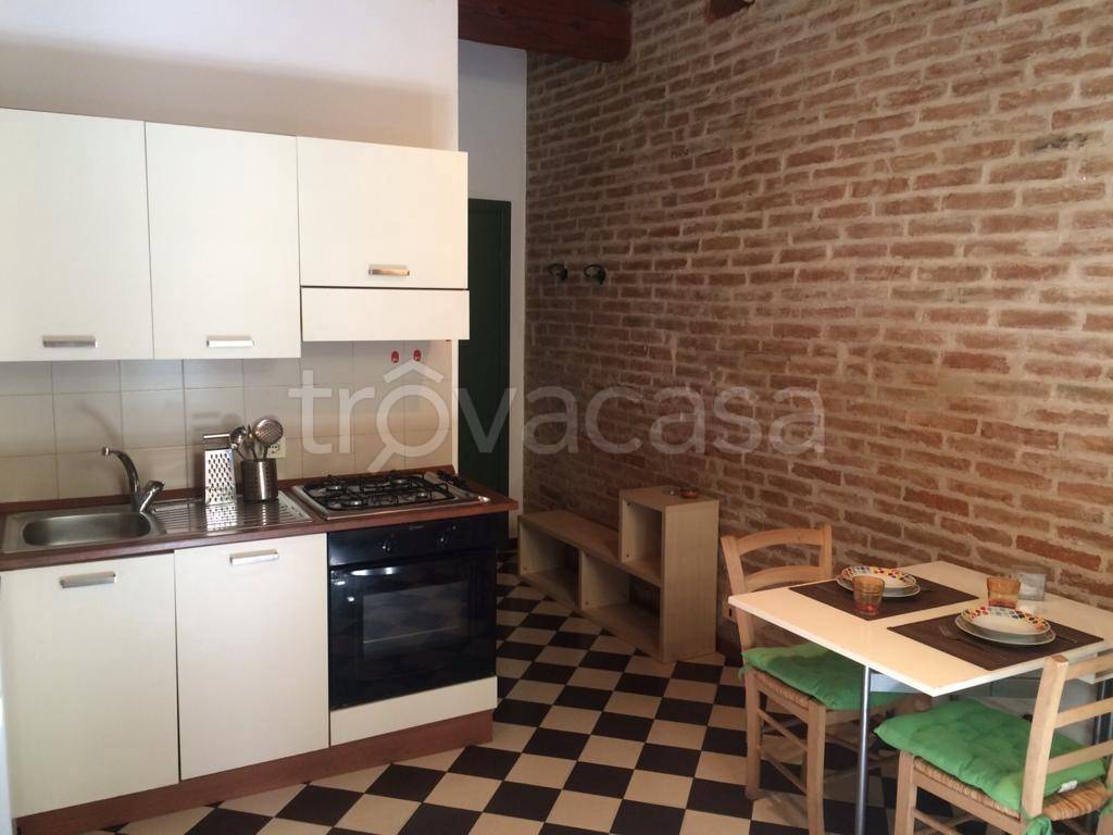 appartamento in affitto a Mantova in zona Centro Storico