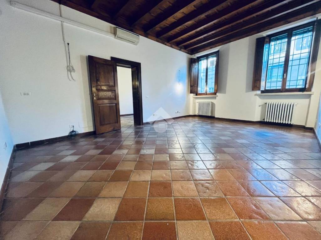 appartamento in affitto a Mantova in zona Centro Storico