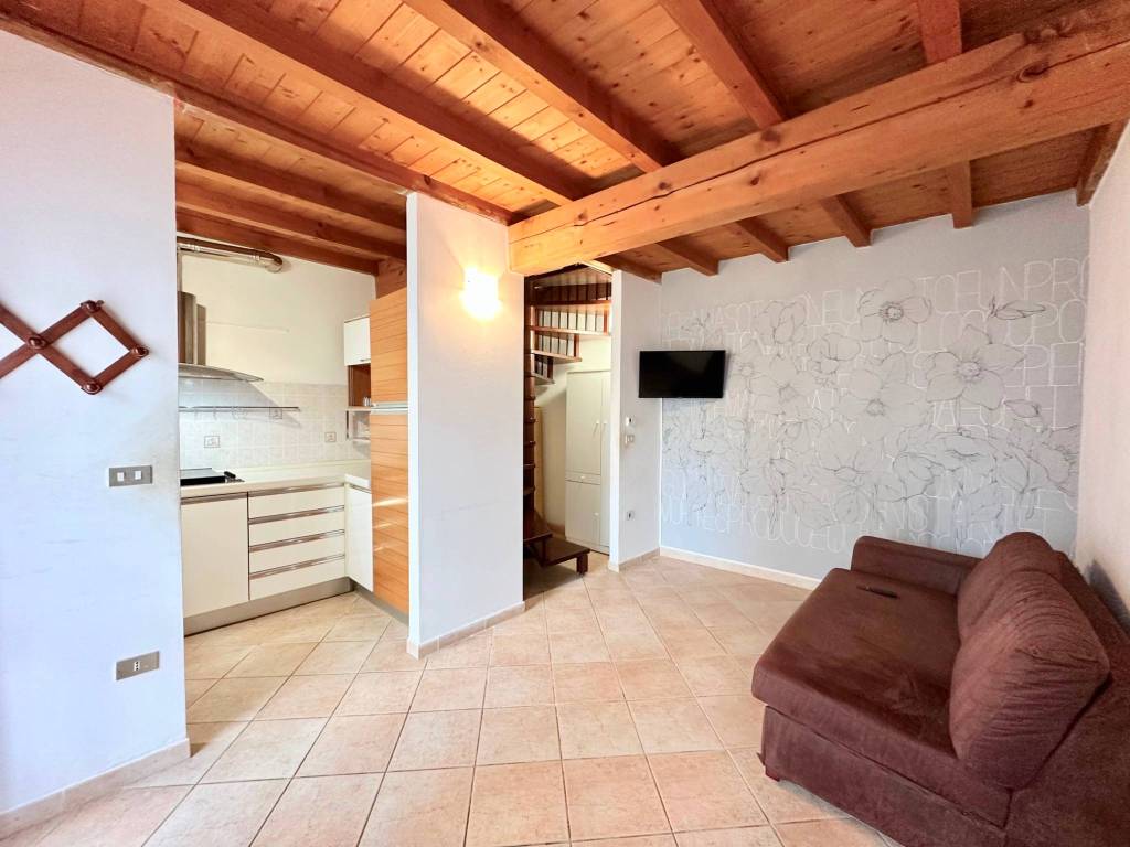 appartamento in affitto a Mantova in zona Corso Vittorio Emanuele II