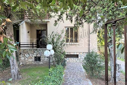 casa indipendente in affitto a Mantova in zona Tè Brunetti