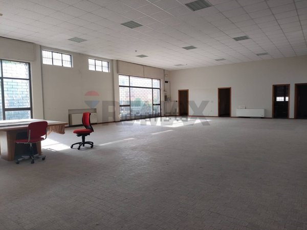 locale commerciale in affitto a Mantova in zona Belfiore