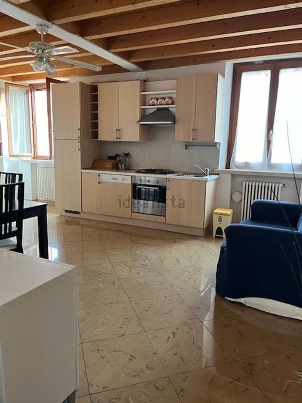 appartamento in affitto a Mantova in zona Centro Storico