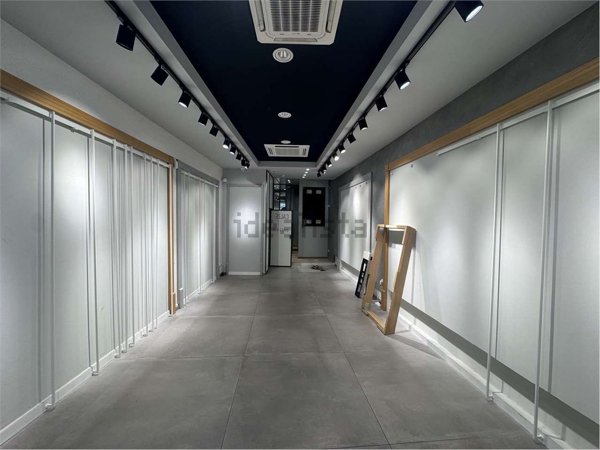 negozio in affitto a Mantova in zona Centro Storico