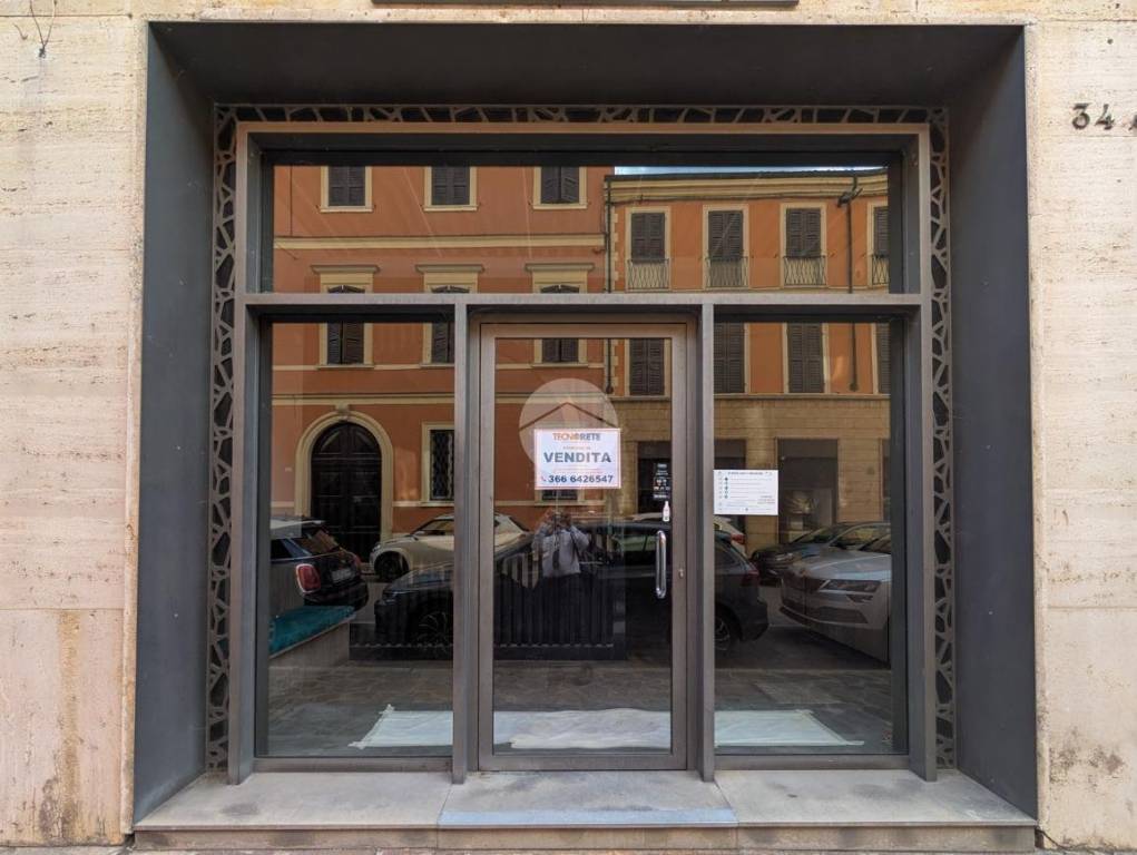 negozio in affitto a Mantova in zona Centro Storico