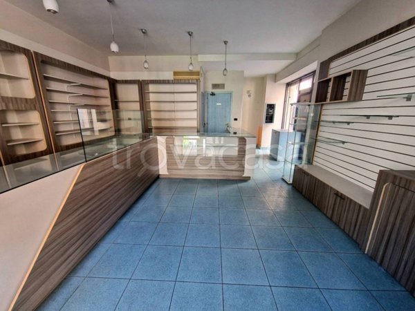 negozio in affitto a Mantova in zona Centro Storico