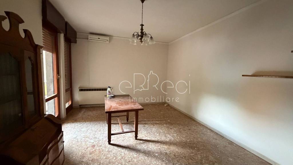 appartamento in vendita a Mantova in zona Valletta Paiolo