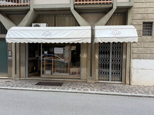 locale commerciale in affitto a Mantova in zona Centro Storico