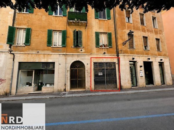 negozio in affitto a Mantova in zona Centro Storico