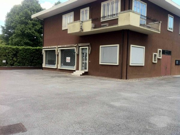 ufficio in affitto a Mantova in zona Chiesanuova