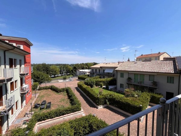 appartamento in affitto a Mantova in zona Castelnuovo