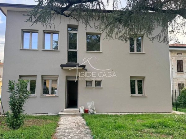 appartamento in affitto a Mantova in zona Tè Brunetti