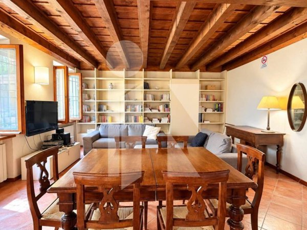 casa indipendente in affitto a Mantova in zona Centro Storico
